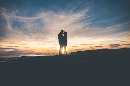 夫妻如何維護出軌婚姻